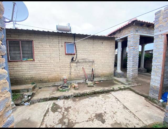 2 BEDROOM HOUSE FOR SALE IN TSHEPISONG